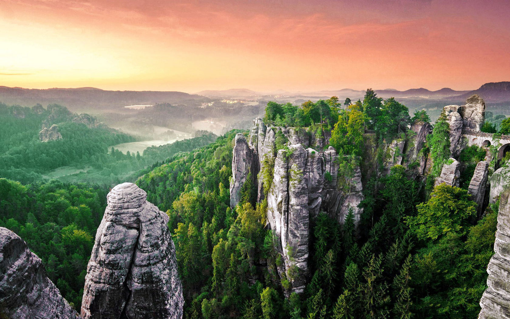秀麗大自然風(fēng)景屏保壁